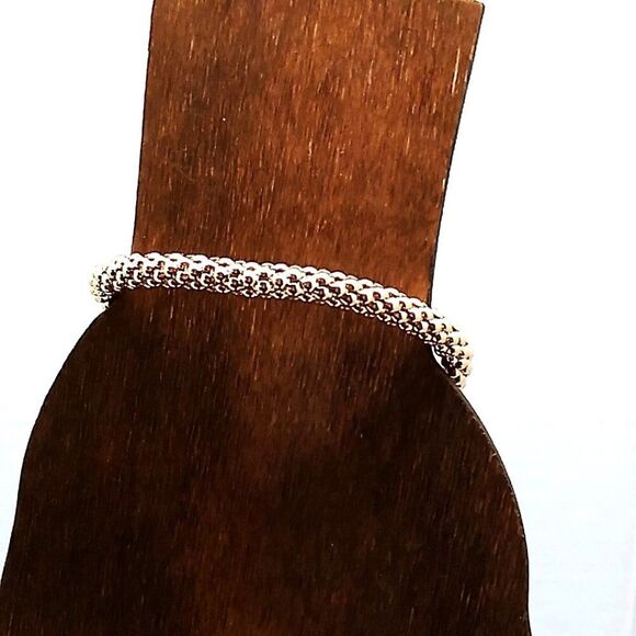 Gold-tone Beaded Stretch Bracelet Fits Wrist 6.5-7.25" - Picture 3 of 11